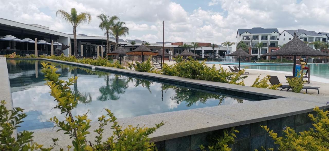 Penthouse 172 At The Blyde Crystal Lagoon Apartment Pretoria Ngoại thất bức ảnh