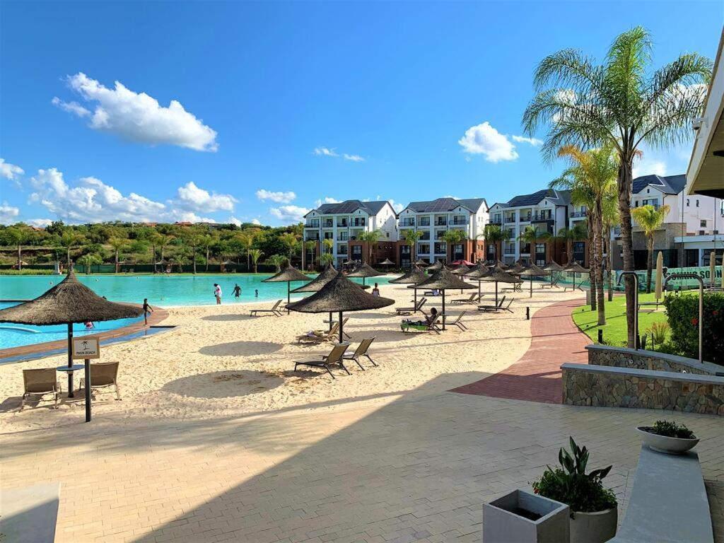 Penthouse 172 At The Blyde Crystal Lagoon Apartment Pretoria Ngoại thất bức ảnh