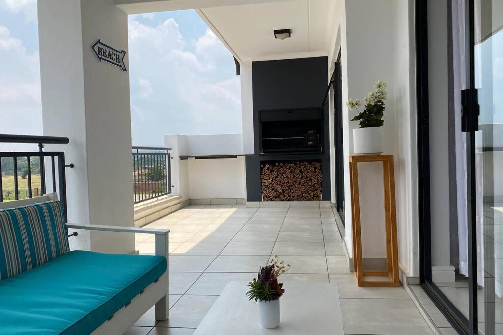 Penthouse 172 At The Blyde Crystal Lagoon Apartment Pretoria Ngoại thất bức ảnh