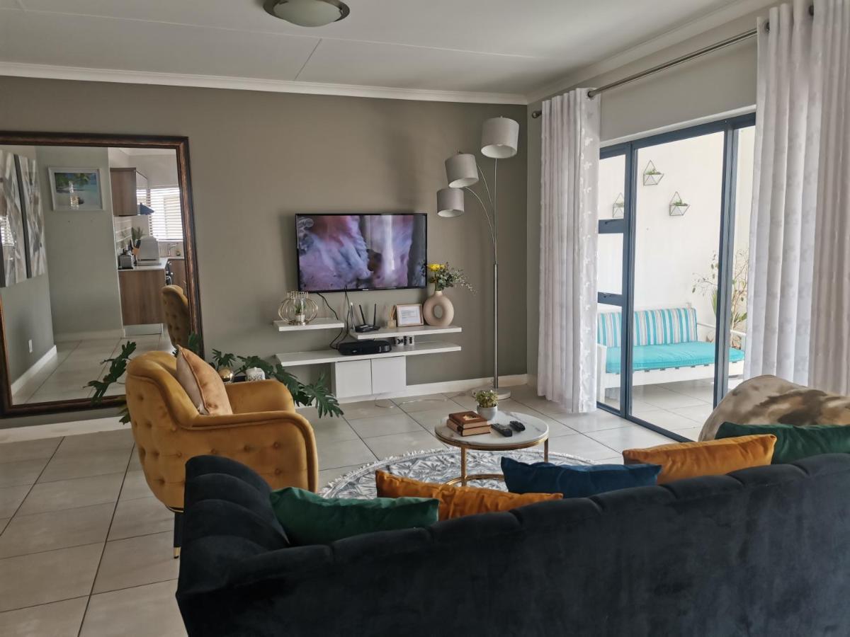 Penthouse 172 At The Blyde Crystal Lagoon Apartment Pretoria Ngoại thất bức ảnh